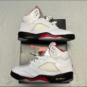 “Authentic” Air Jordan 5 Retro 'Fire Red' 2020